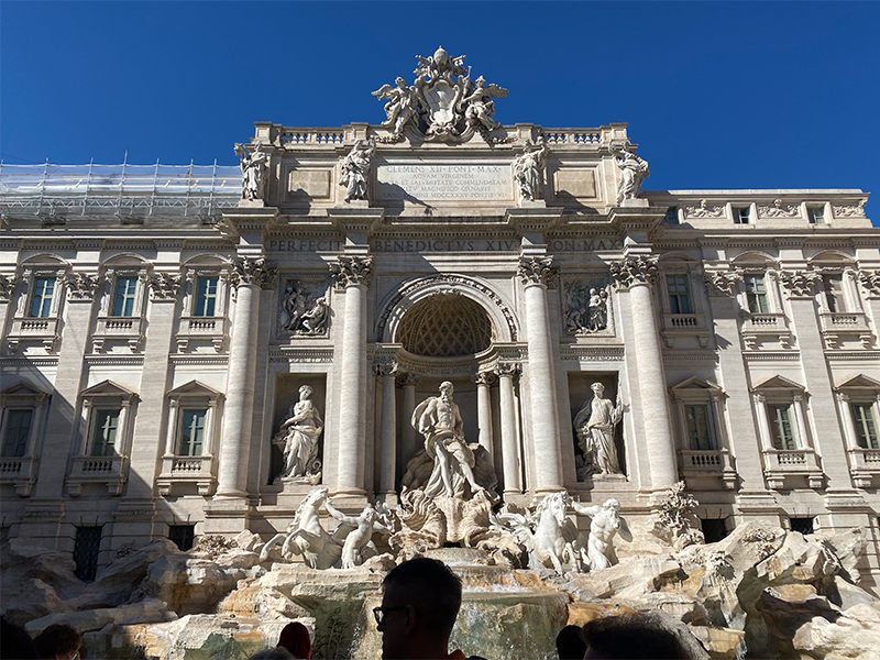 トレヴィの泉(Fontana di Trevi)石造彫刻