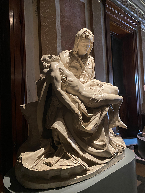 ミケランジェロ・ブオナローティの代表作《ピエタ(Pietà)大理石